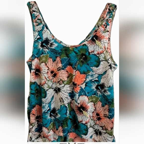 NWOT Tank Top - Picture 1 of 10